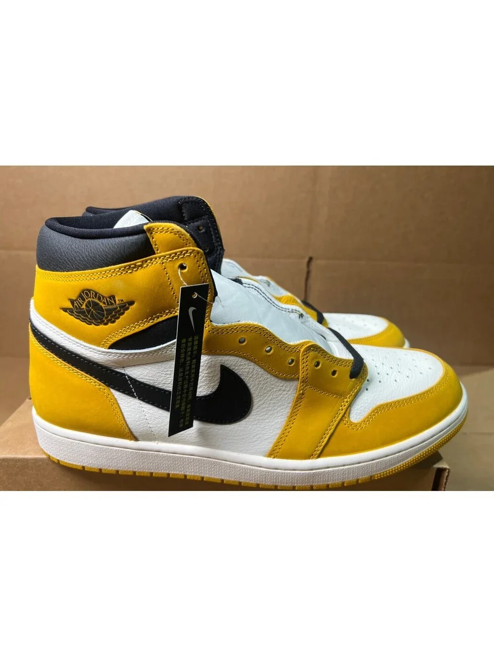 Air Jordan 1 Retro High OG Yellow Ochre DZ5485701 Yellow Ochre/Black/Sail Sz 13